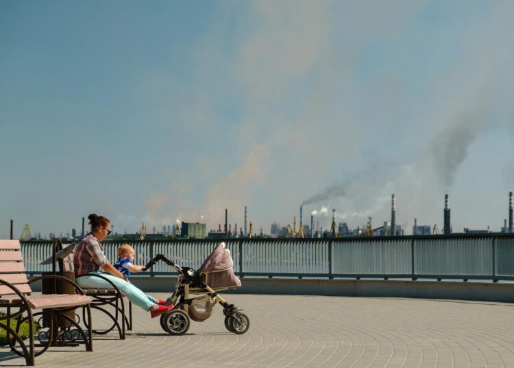 Dirty Air Linked to Higher Alzheimer’s Risk in Massive US Study