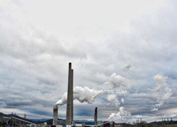 Trump is making coal plants even dirtier as AI demands more energy