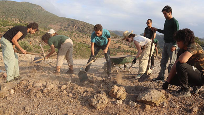 Tracing and Excavating at Kach Kouch