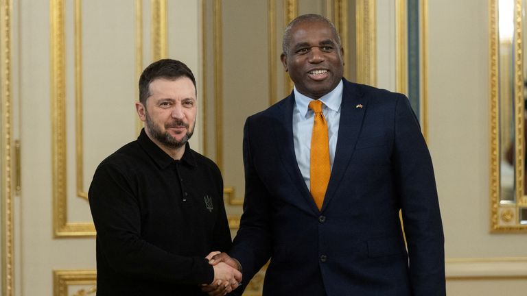 Ukraine's President Volodymyr Zelenskyy meets with British Foreign Secretary David Lammy, amid Russia's attack on Ukraine, in Kyiv, Ukraine February 5, 2025. Ukrainian Presidential Press Service/Handout via REUTERS ATTENTION EDITORS - THIS IMAGE HAS BEEN SUPPLIED BY A THIRD PARTY.