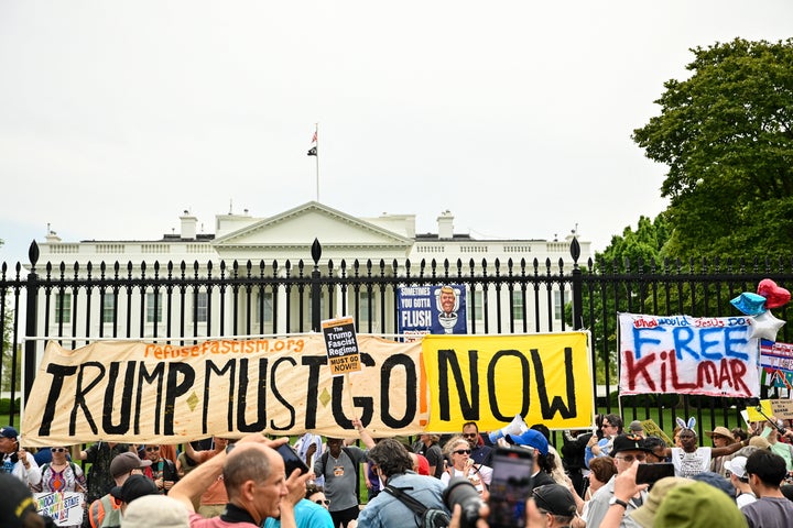 Demostrators rally near the White House during the nationwide "Hands Off!" protest against US President Donald Trump's policies and executive actions, in Washington, DC, on April 19, 2025. The group behind the April 19 demonstration, known as 50501 short for "50 protests, 50 states, one day" is the same organization that led the global "Hands Off" protests on April 5. Demonstrations are expected to spread throughout the United States, reaching international cities as well. (Photo by Richard PIERRIN / AFP) (Photo by RICHARD PIERRIN/AFP via Getty Images)