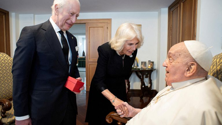 Pope Francis meets with King Charles and Queen Camilla during a private audience at the Vatican, April 9, 2025. Vatican Media/­Handout via REUTERS ATTENTION EDITORS - THIS IMAGE WAS PROVIDED BY A THIRD PARTY. TPX IMAGES OF THE DAY
