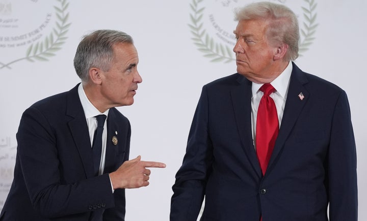 President Donald Trump (right) withdrew on Thursday an invitation for Canada to join his "Board of Peace" initiative aimed at resolving global conflicts. The decision occurred after Canadian Prime Minister Mark Carney's (left) speech at the World Economic Forum in Davos.